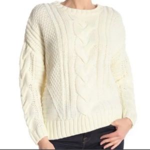 ONE A Knit Crew Neck Sweater White Size Small NWT NORDSTROM